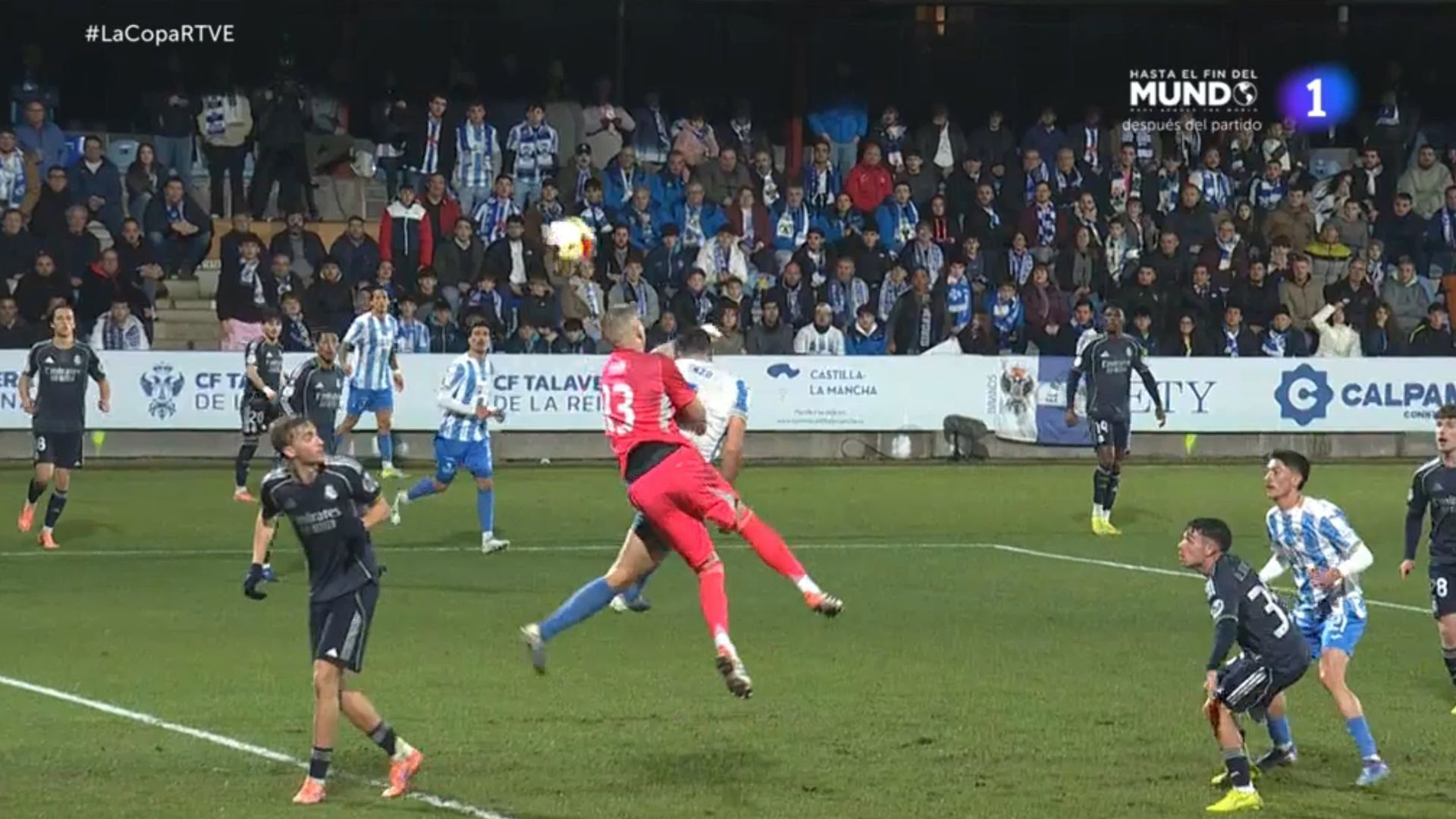 La polémica acción de Lunin en el Talavera-Real Madrid.