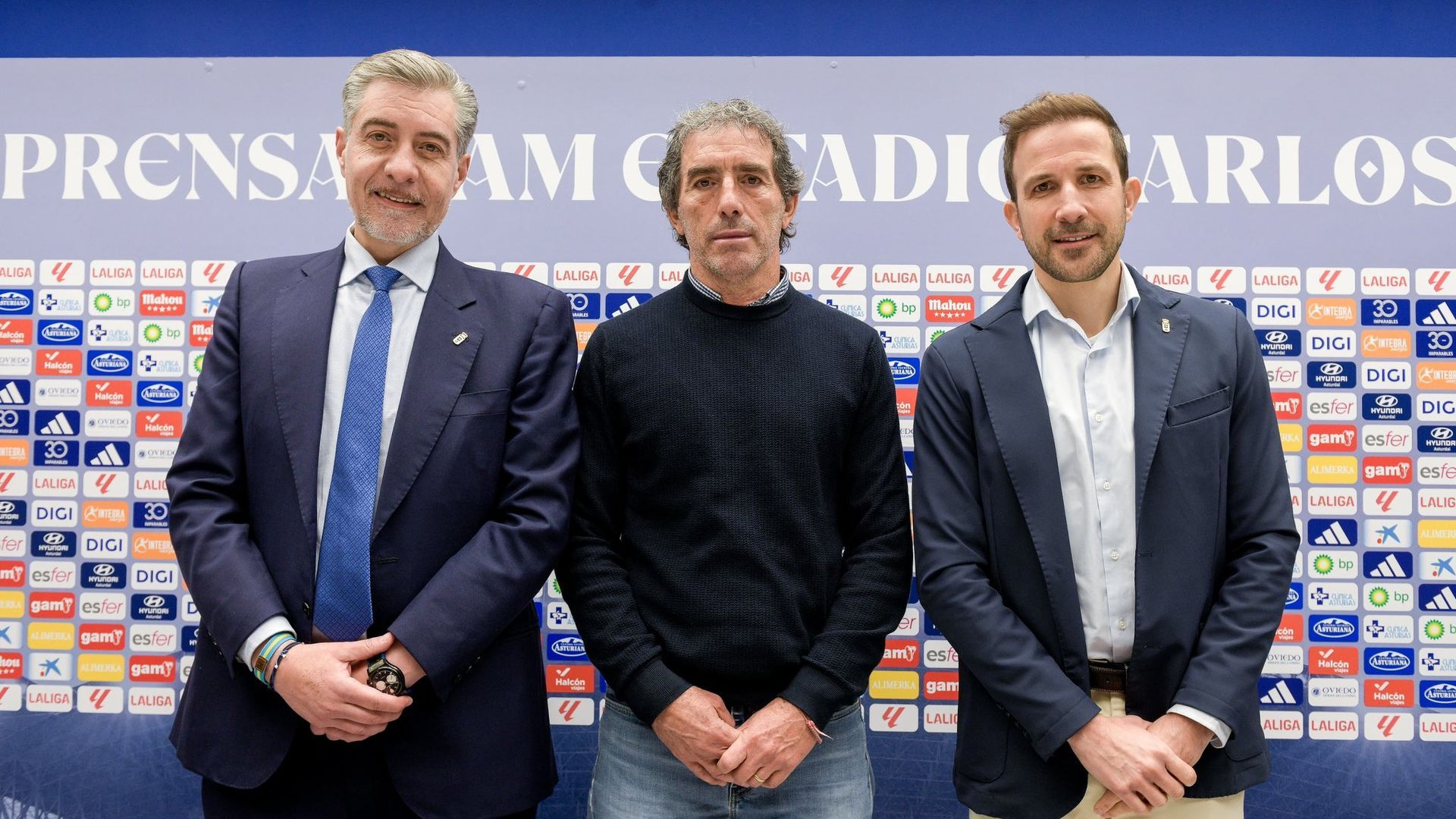 Guillermo Almada posa con Martín Peláez y Agustín Lleida Guillermo Almada posa con Martín Peláez y Agustín Lleida