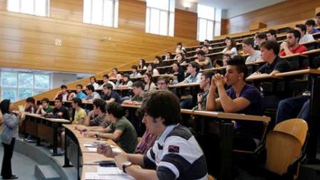 Reino Unido volverá al programa Erasmus en 2027: Cómo afectará a los estudiantes