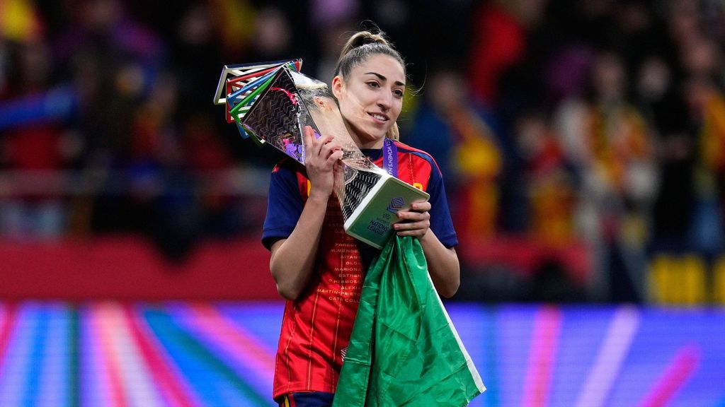 Fran se rinde ante la carrera de su hermana, Olga Carmona