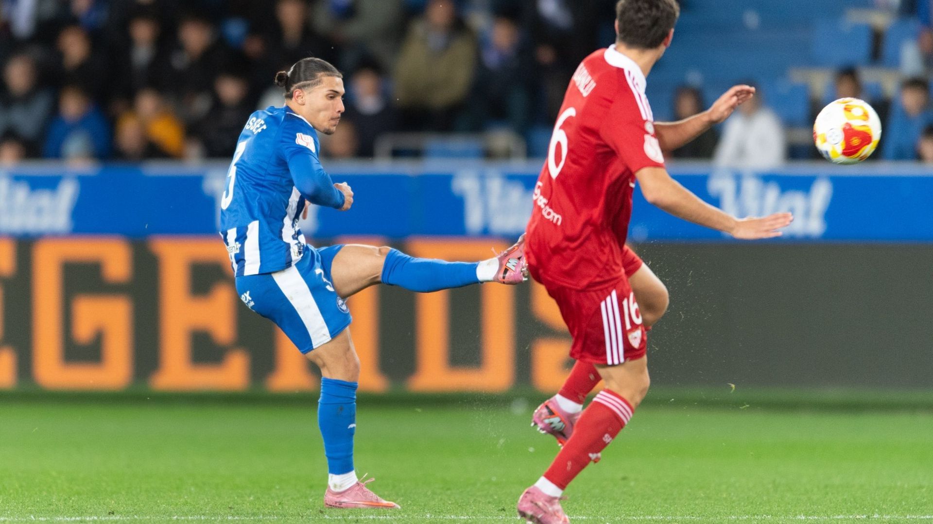 Youssef y Juanlu, en el Alavés-Sevilla de Copa