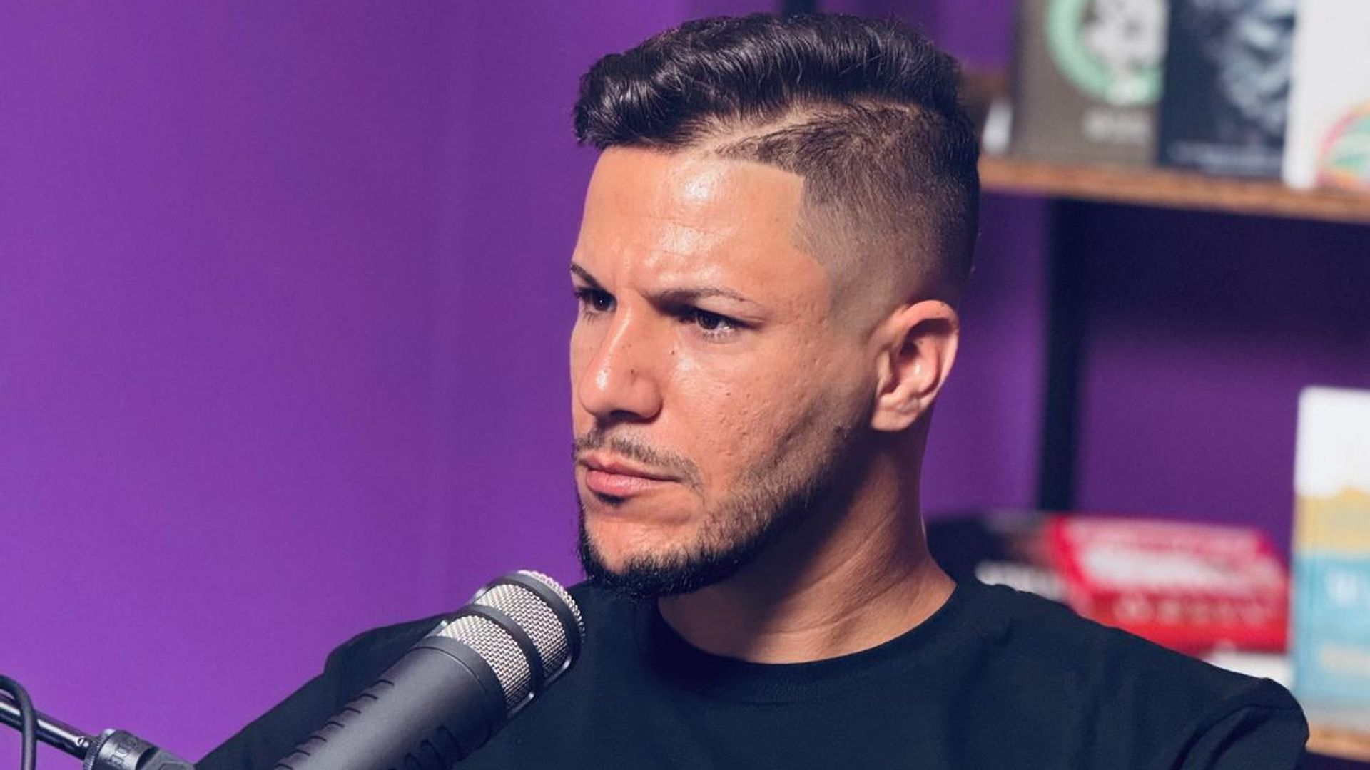 Alex Manejo, creador del podcast 'Adictos a la vida'