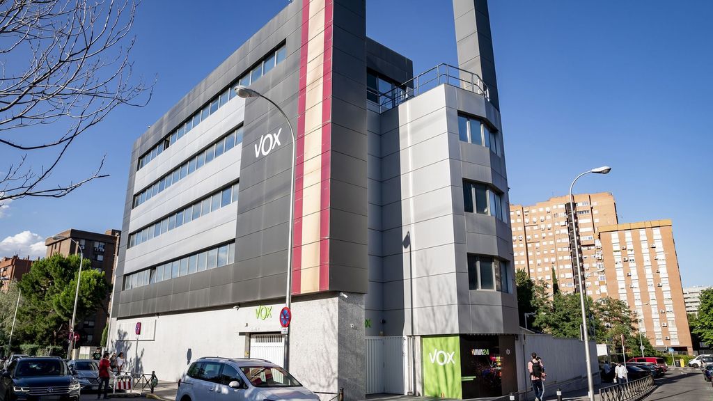 El jefe de redes sociales de Vox dimite tras ser denunciado por acoso sexual por un militante menor