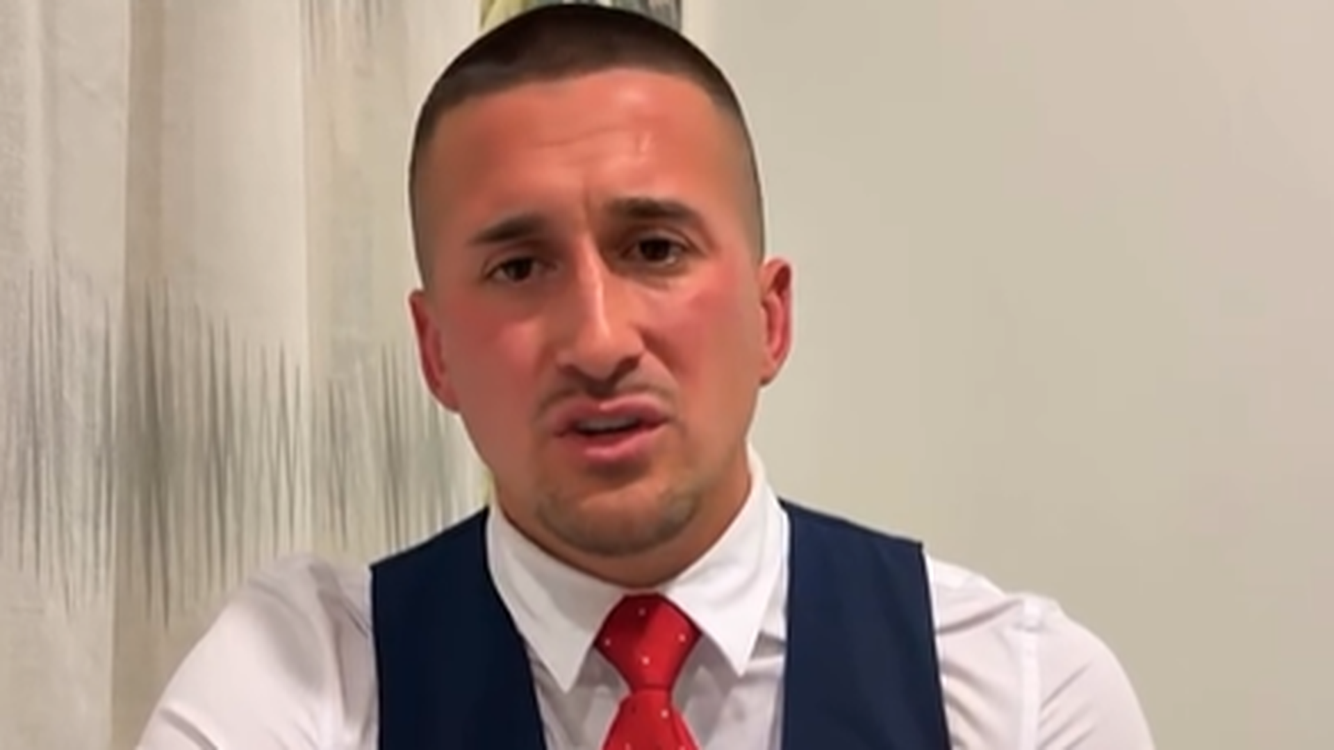 Cristian Ventura, el camarero viral de TikTok, víctima de un robo en Madrid Cristian Ventura, el camarero viral de TikTok, víctima de un robo en Madrid