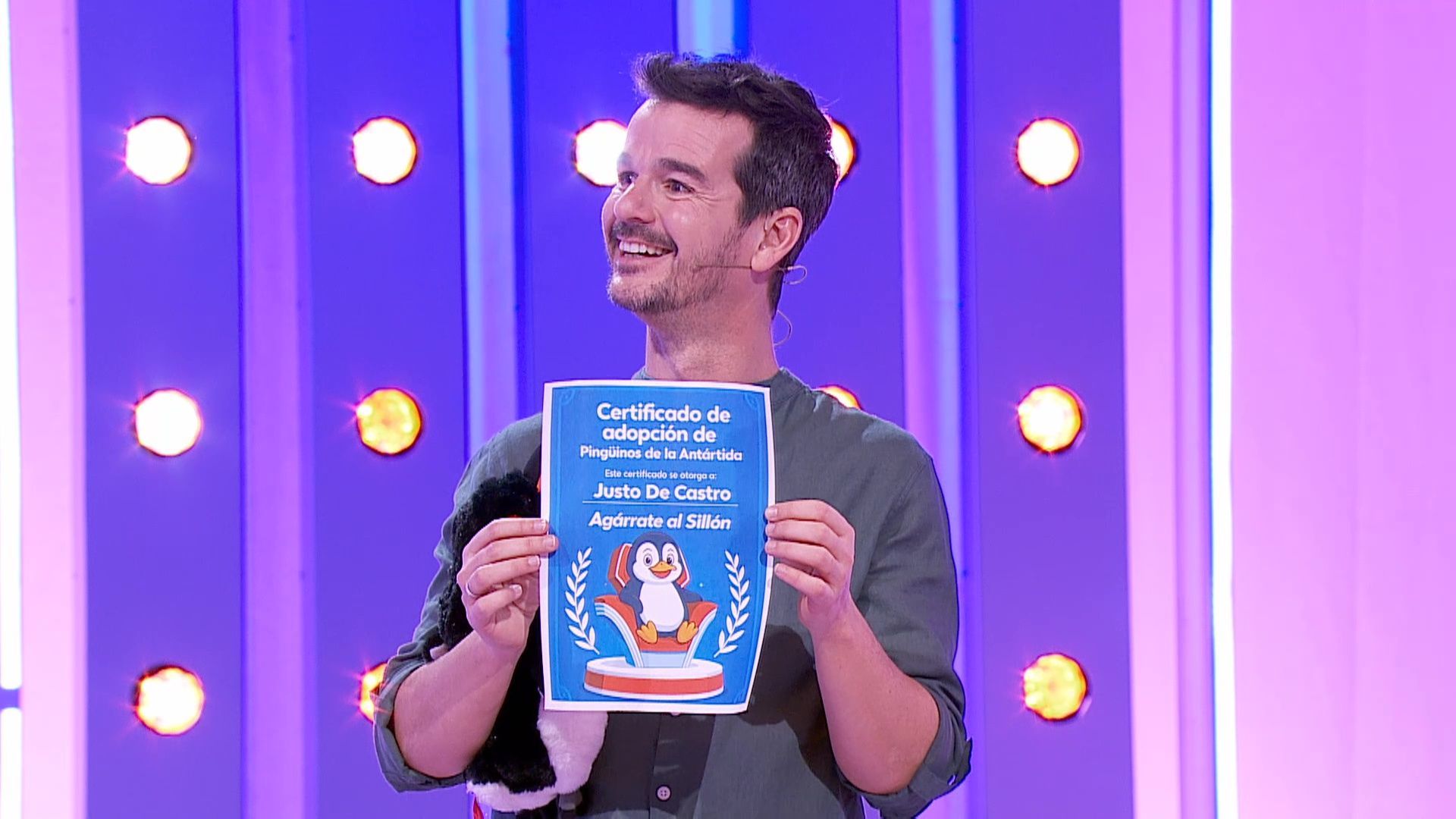 Eugeni Alemany sorprende a Justo de Castro con un increíble regalo de cumpleaños en ‘Agárrate al sillón’