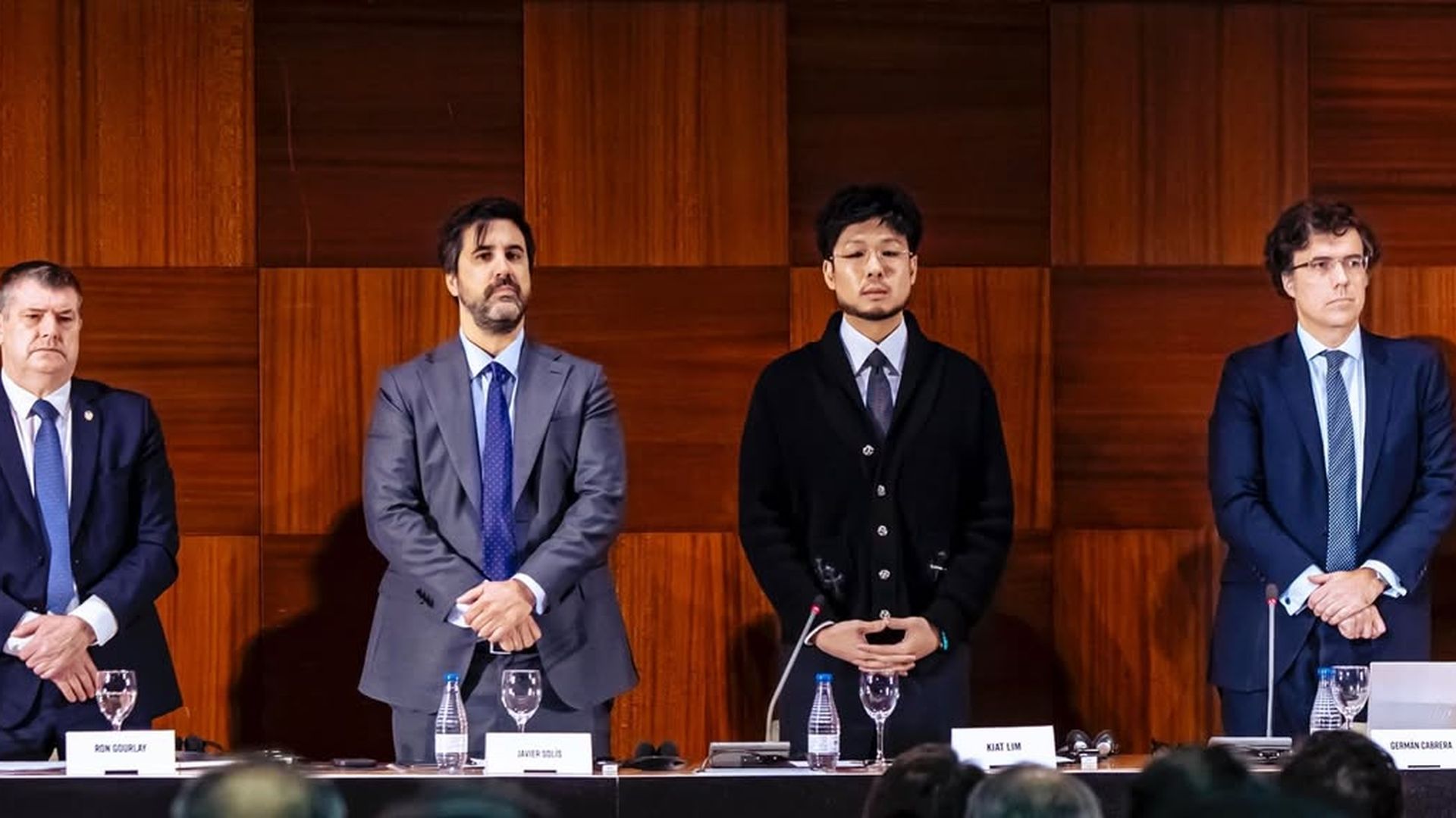 Kiat Lim en la Junta General Kiat Lim en la Junta General