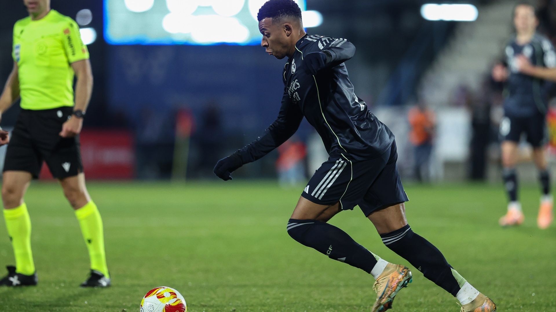 Kylian Mbappé en el CF Talavera - Real Madrid