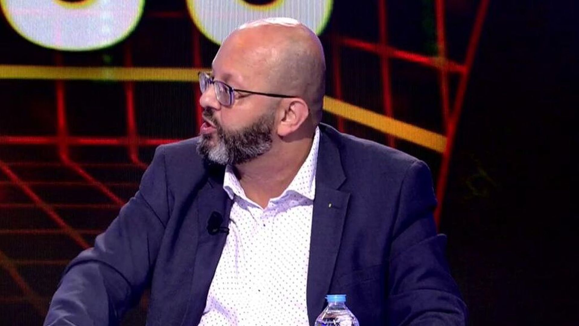 Cómo se instala Pegasus en un móvil y de qué forma saber si un dispositivo está siendo espiado