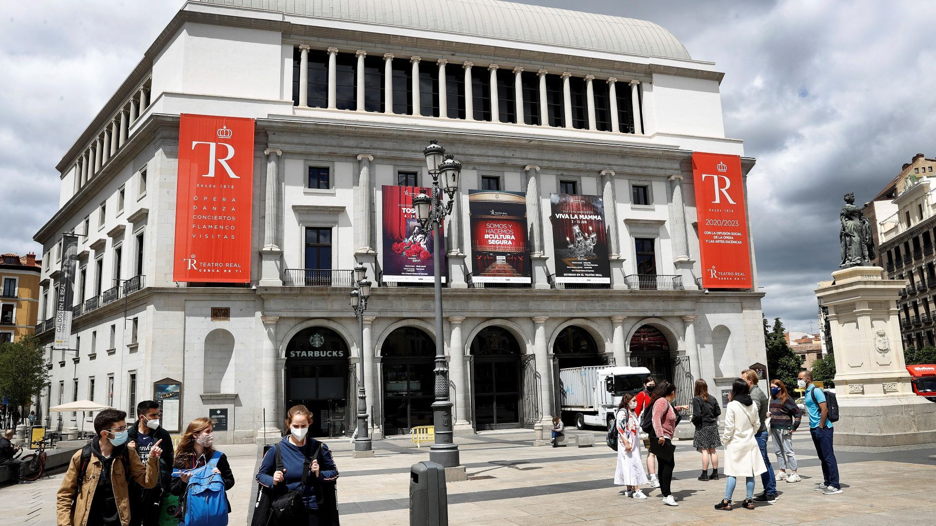 El exterior del Teatro Real