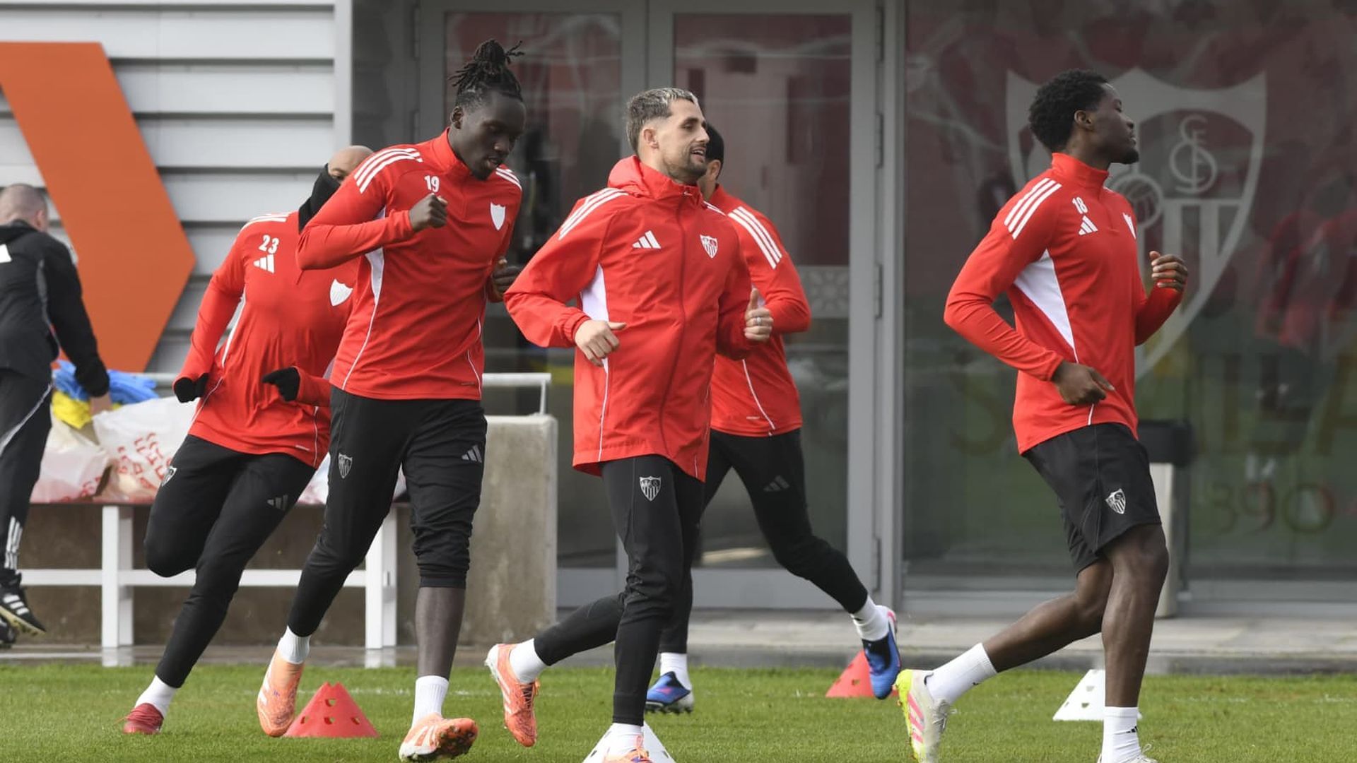Imagen del entrenamiento del Sevilla FC de este viernes