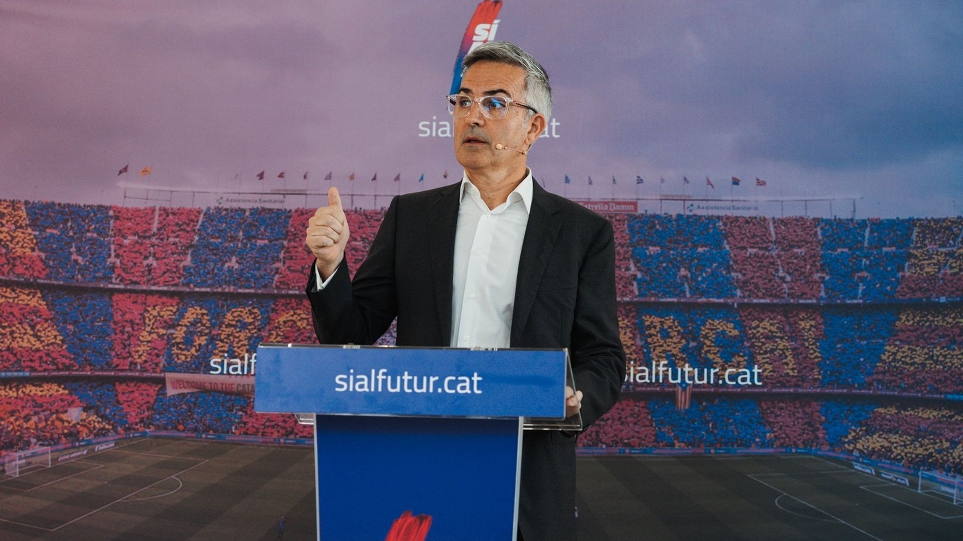 Víctor Font en una rueda de prensa Víctor Font en una rueda de prensa
