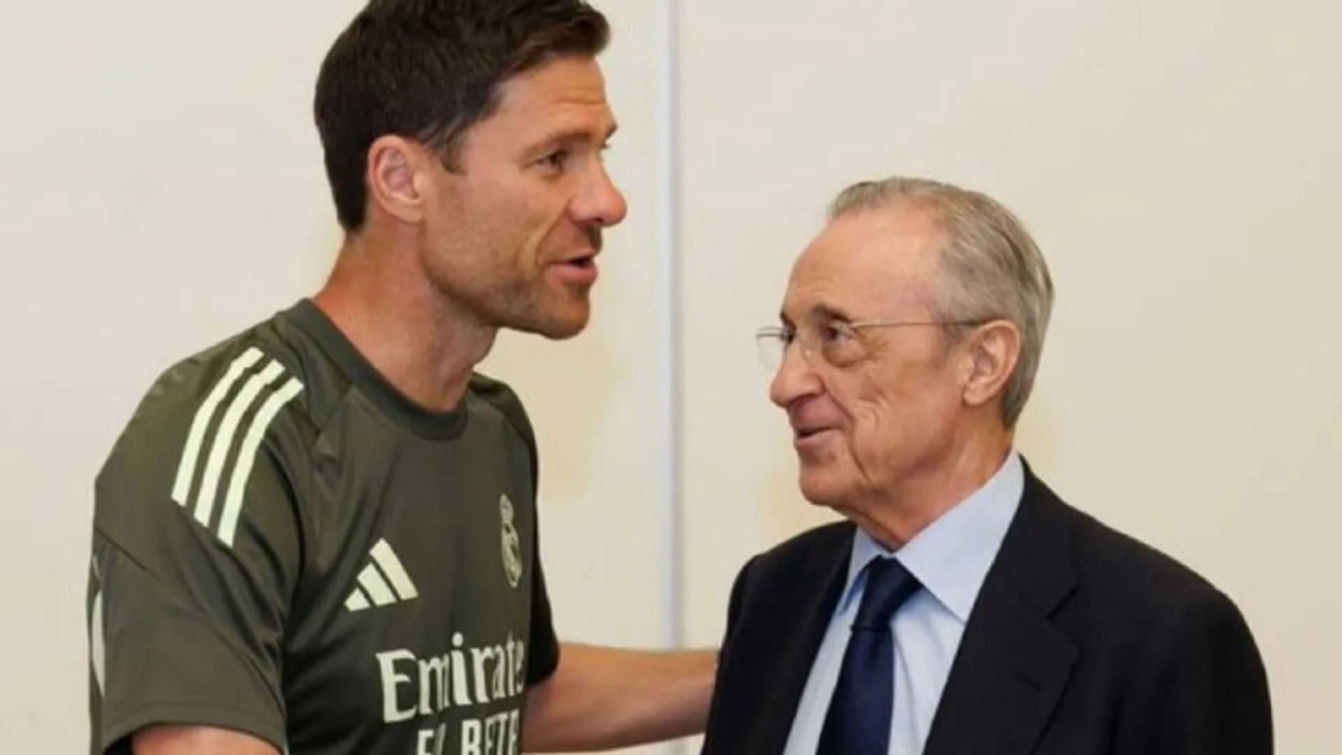 Xabi Alonso y Florentino Pérez