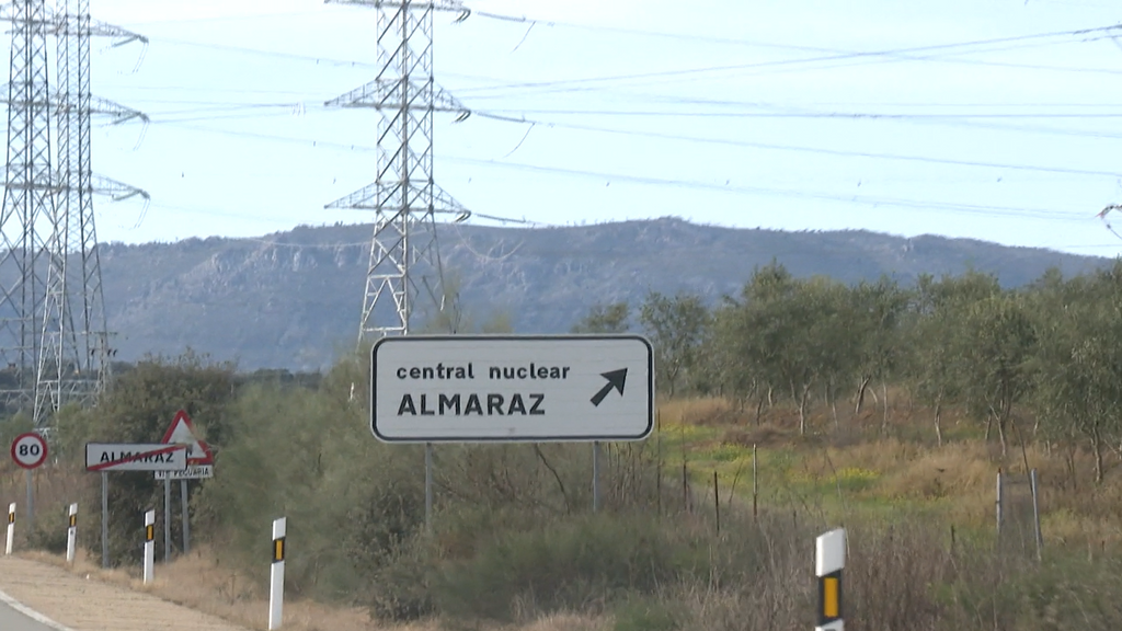 Almaraz tendrá que enviar más información al CSN para estudiar el retraso del cierre de la central nuclear