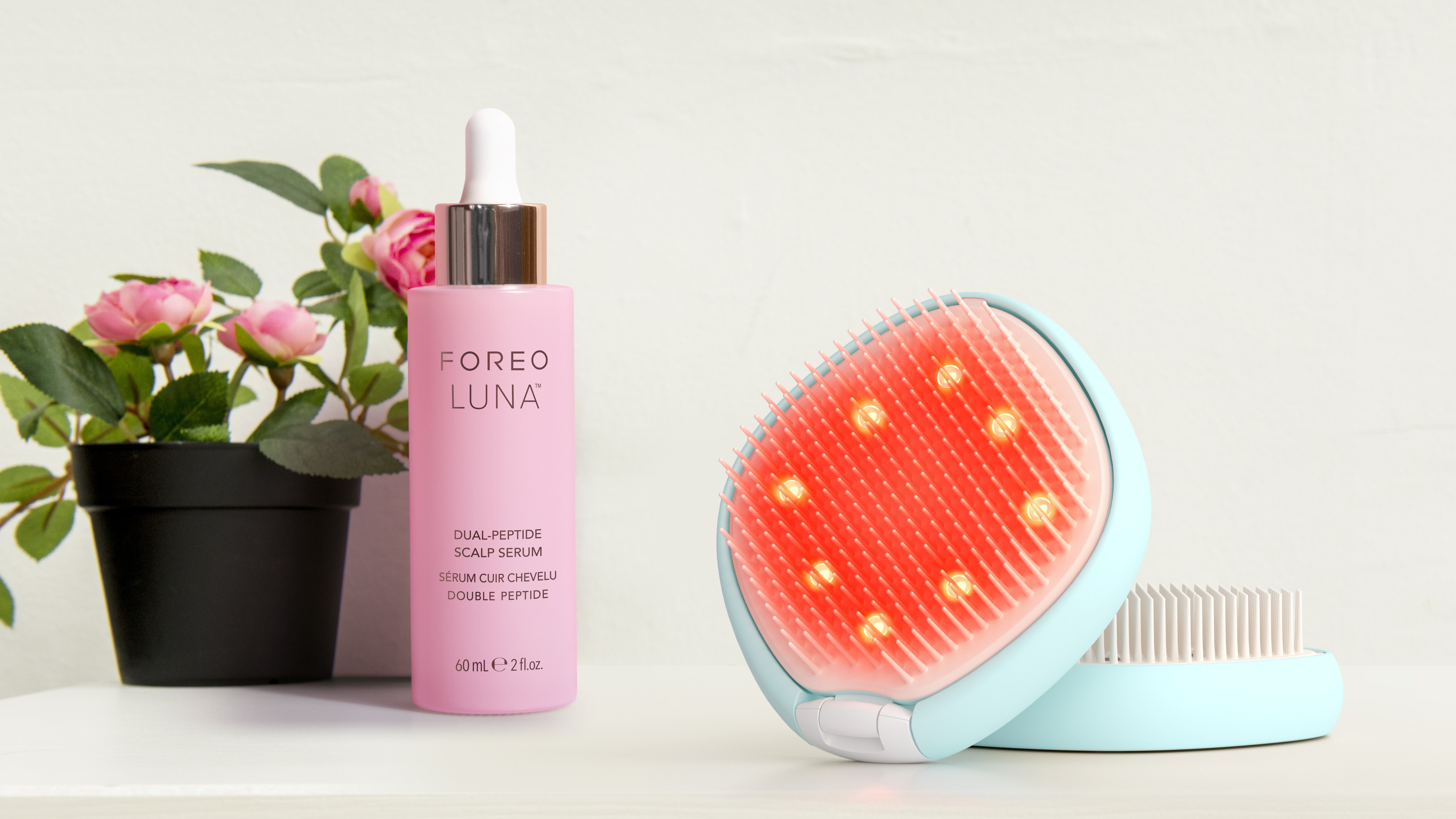 FLIP play advanced LED light hairbrush de FOREO