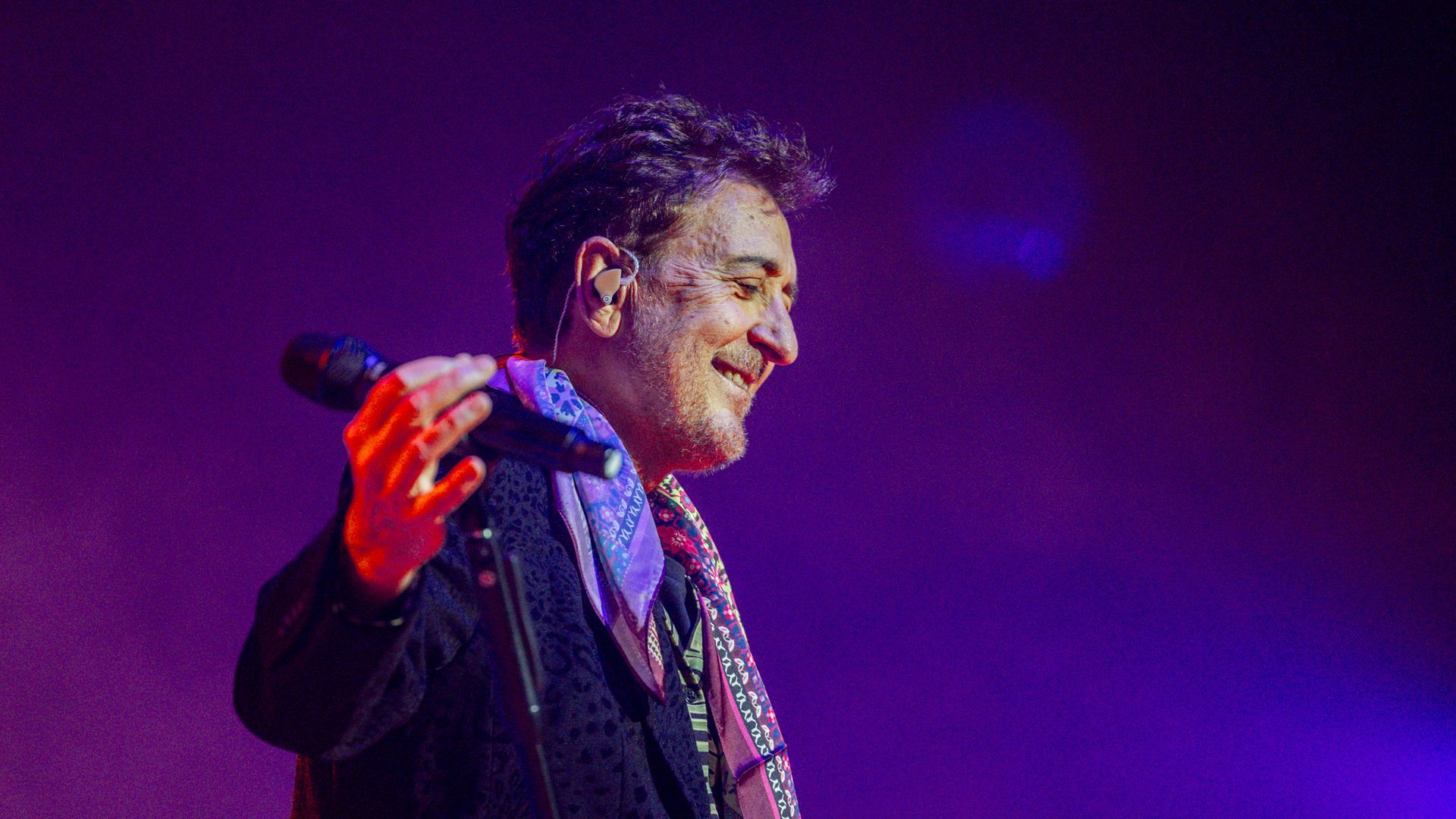 Manolo García pone en pie al público en su primera noche de teatros en Madrid