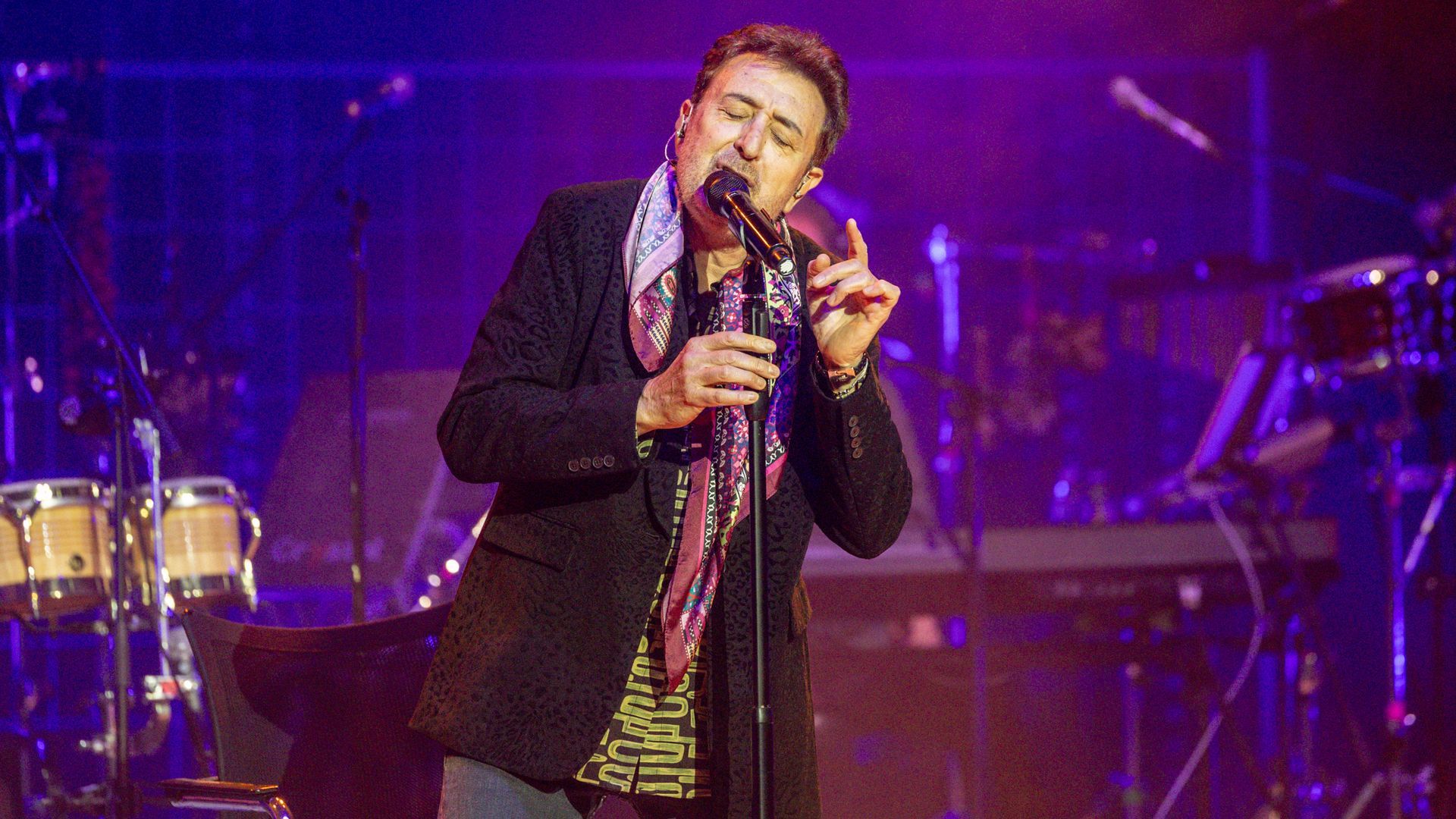 Manolo García pone en pie al público en su primera noche de teatros en Madrid