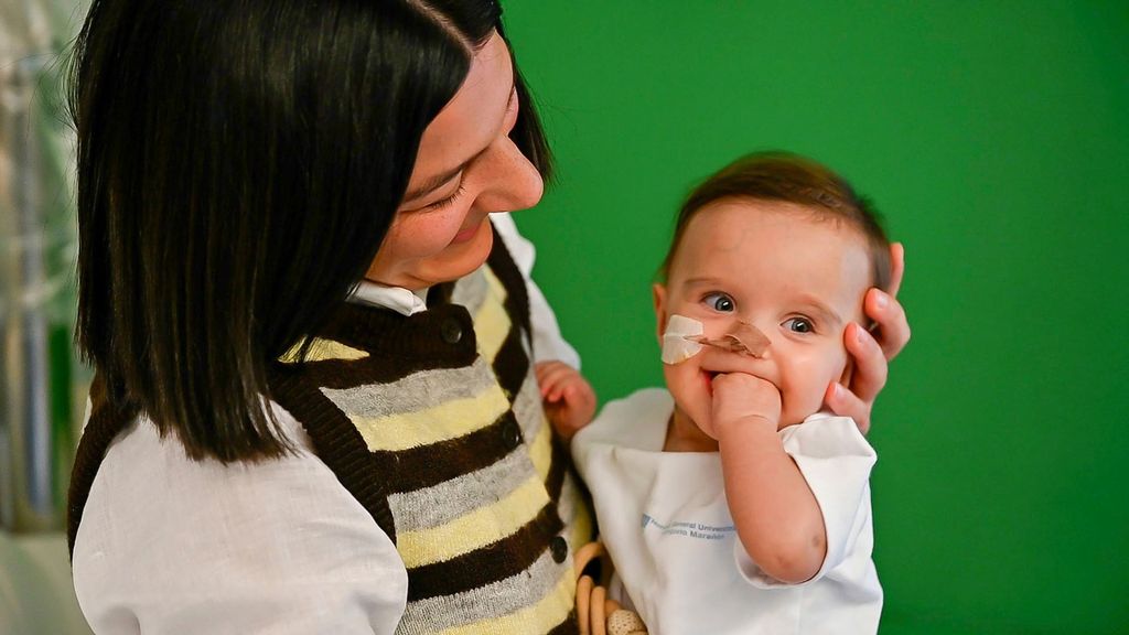 Mariami, de 7 meses, recibe el alta: es la primera bebé trasplantada parcialmente de corazón en Europa
