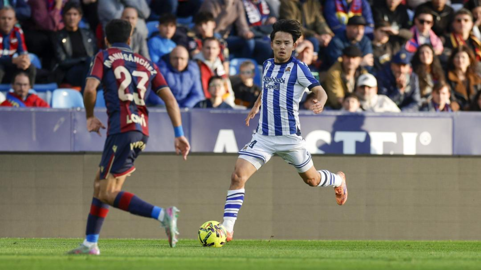 Take Kubo, en el Levante-Real Sociedad