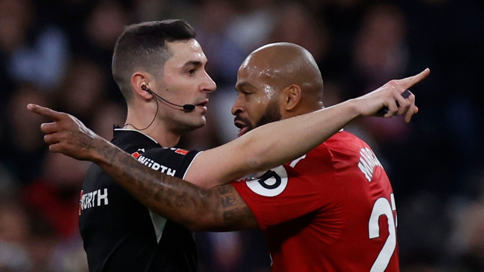 Marcao protesta a Muñiz Ruiz