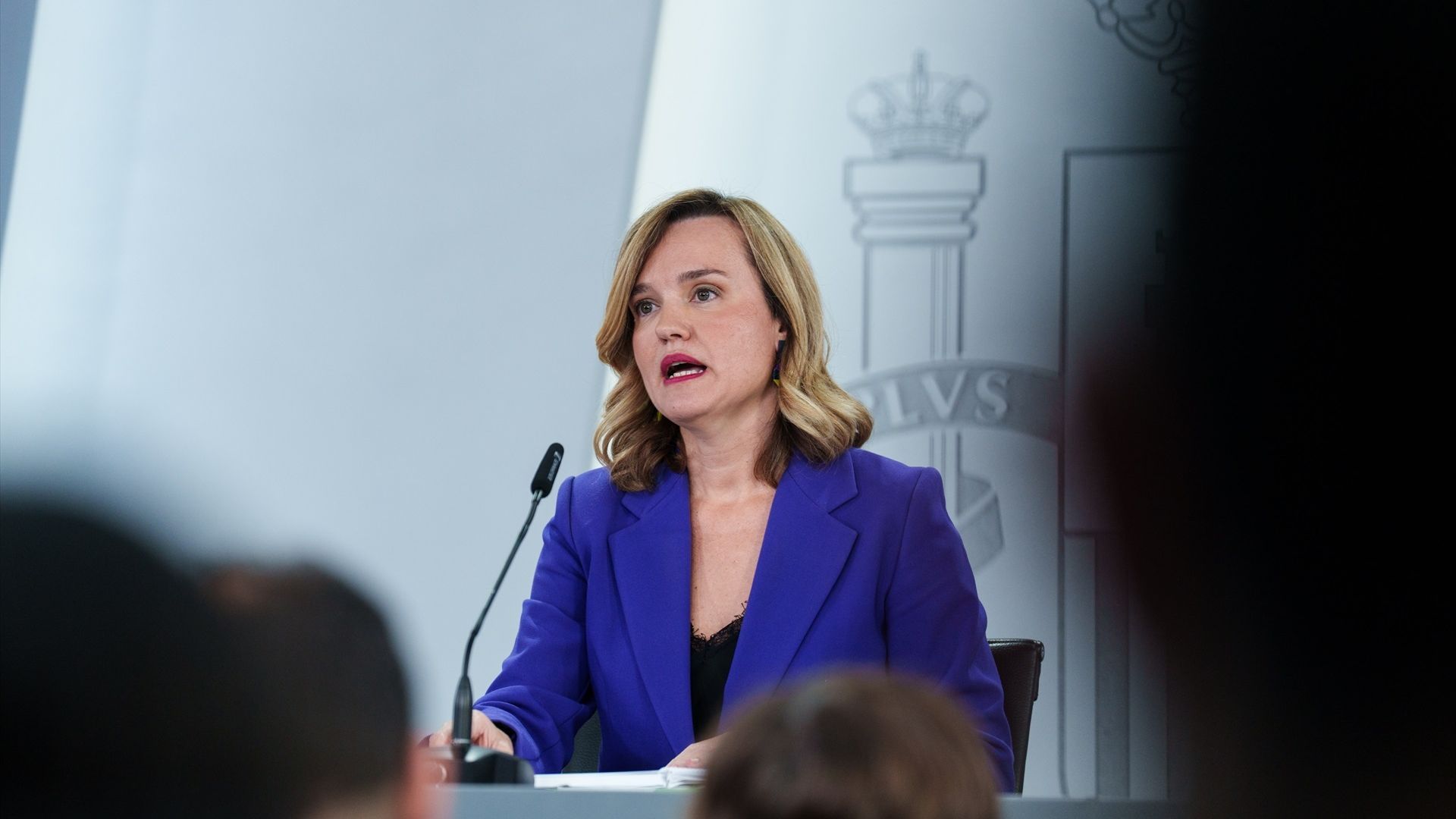 El Gobierno enmarca en "la esfera privada" la reunión de Pilar Alegría con Salazar y evita hablar de las denuncias contra él