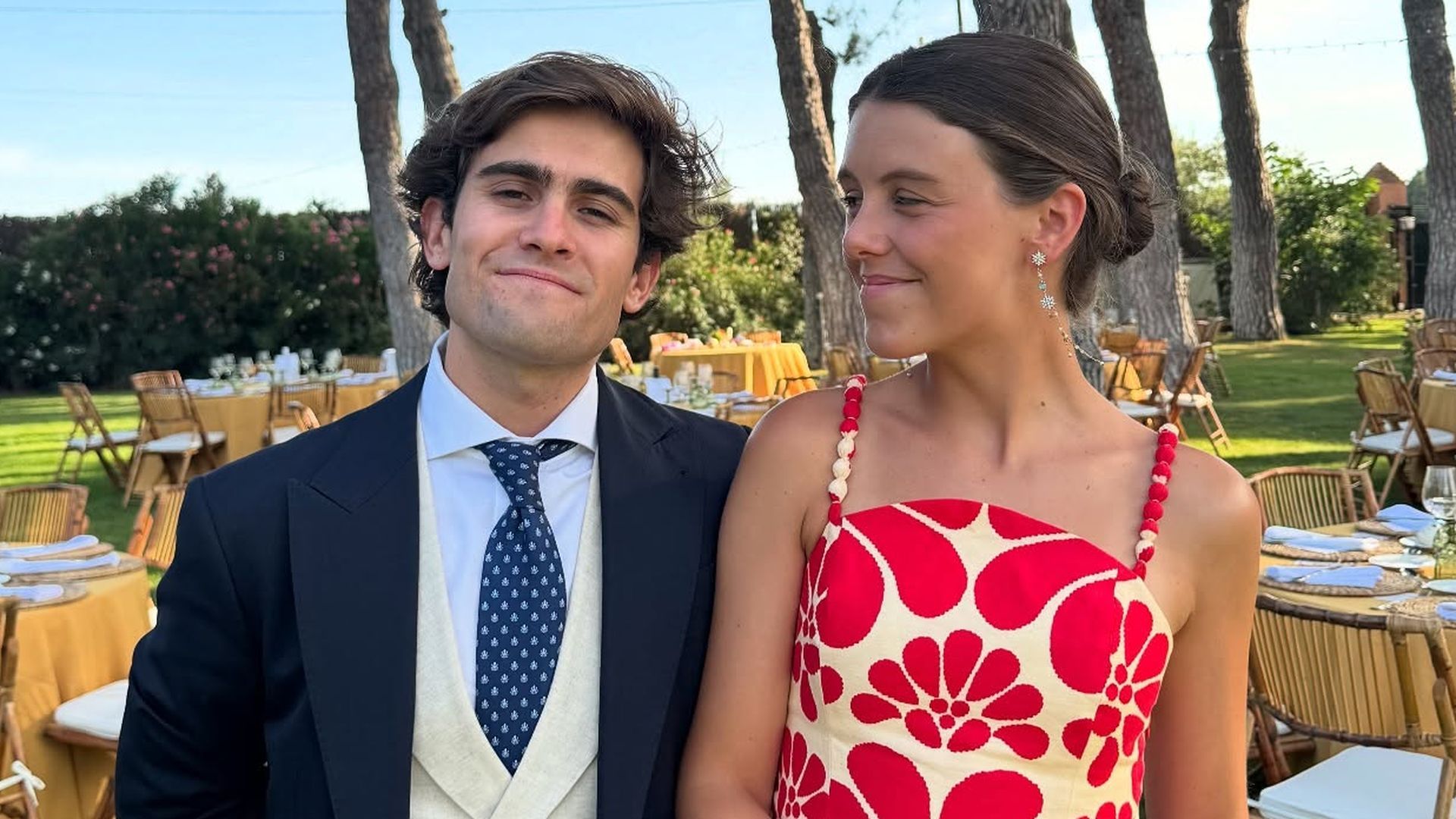 Manuela Ochoa y Pedro, su prometido Manuela Ochoa y Pedro, su prometido