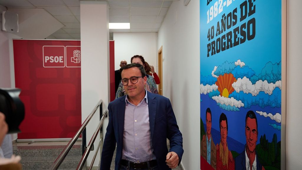 Miguel Ángel Gallardo presenta su dimisión tras los resultados electorales en Extremadura