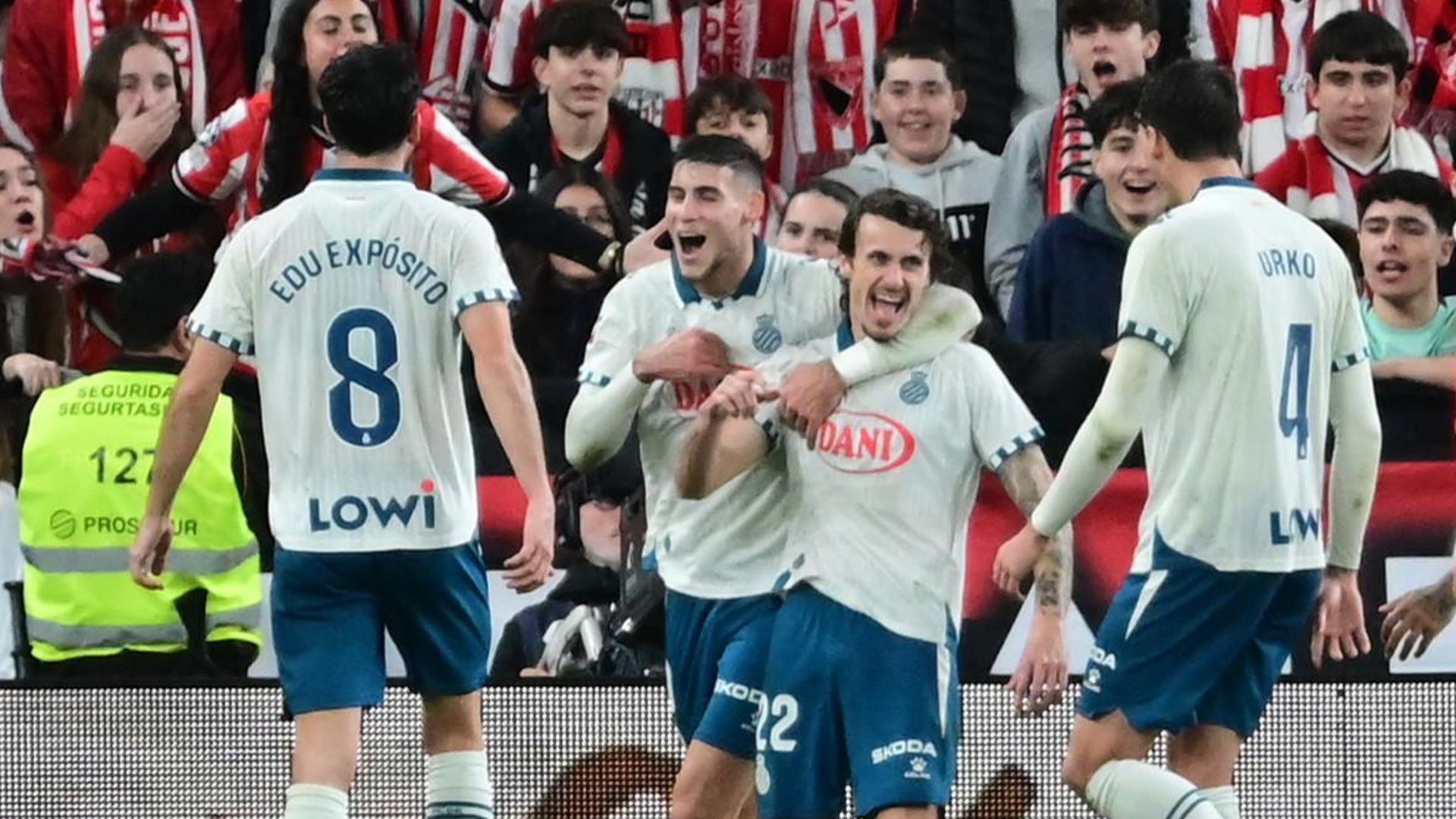 Celebración perica en San Mamés