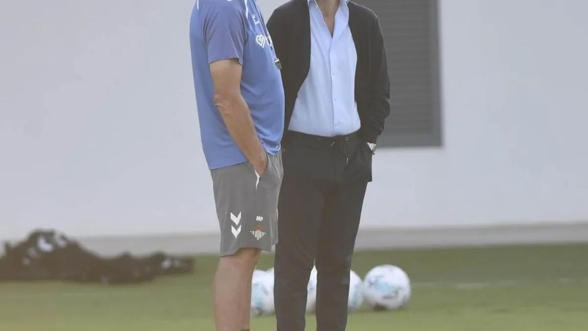 Manu Fajardo dialoga con Manuel Pellegrini