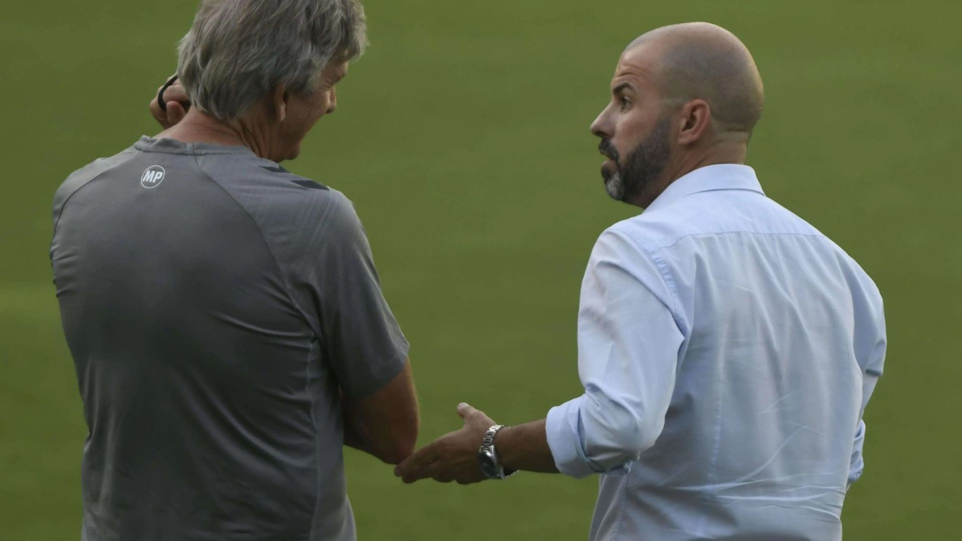 Manu Fajardo dialoga con Manuel Pellegrini