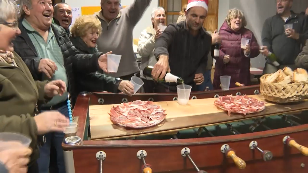 Manzaneda de Cabrera, un pueblo de 20 habitantes a los que a todos los ha tocado el Gordo: