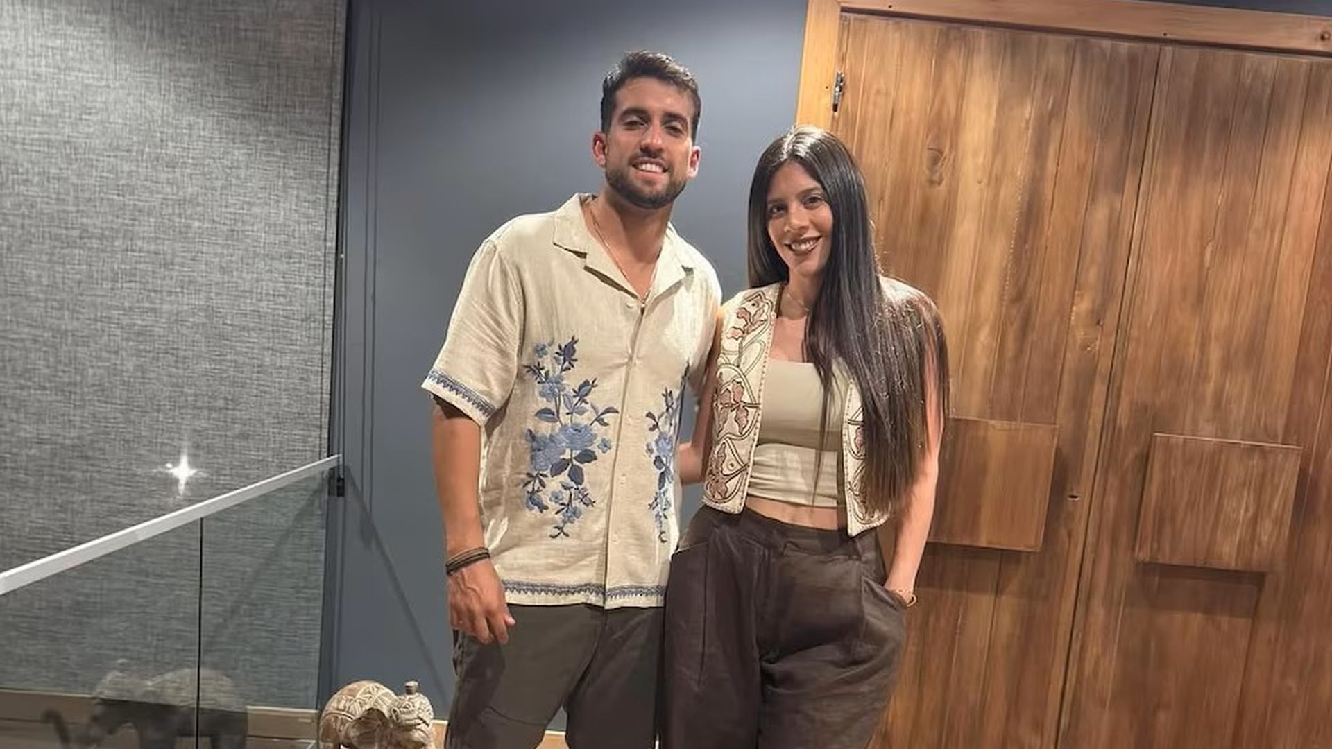 María Sol Messi junto a su futuro esposo