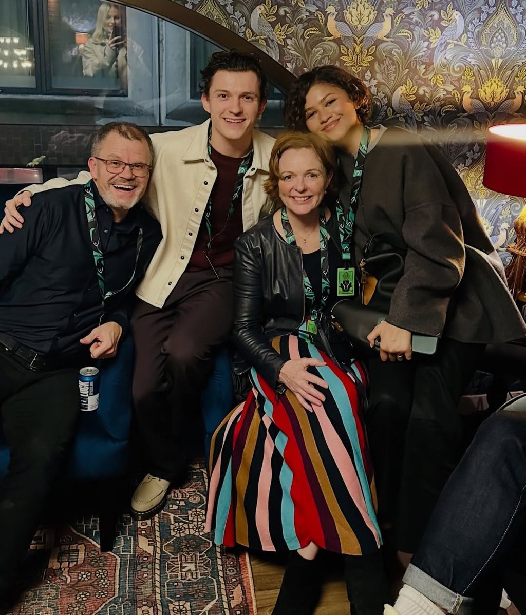 Tom Holland, sus padres y Zendaya