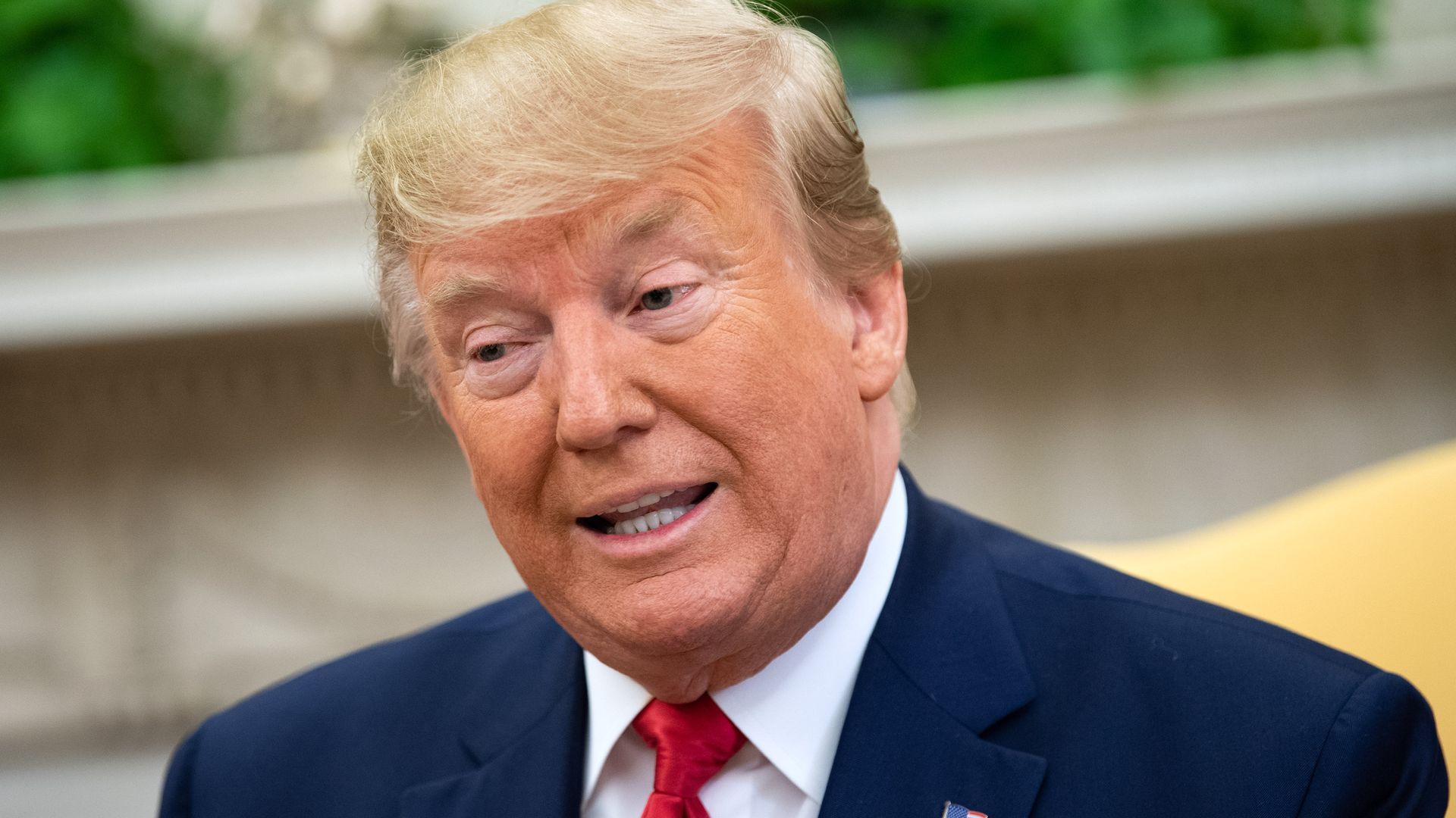 Trump critica la publicación de fotos de los archivos de Epstein: "Arruina la reputación de personas inocentes"