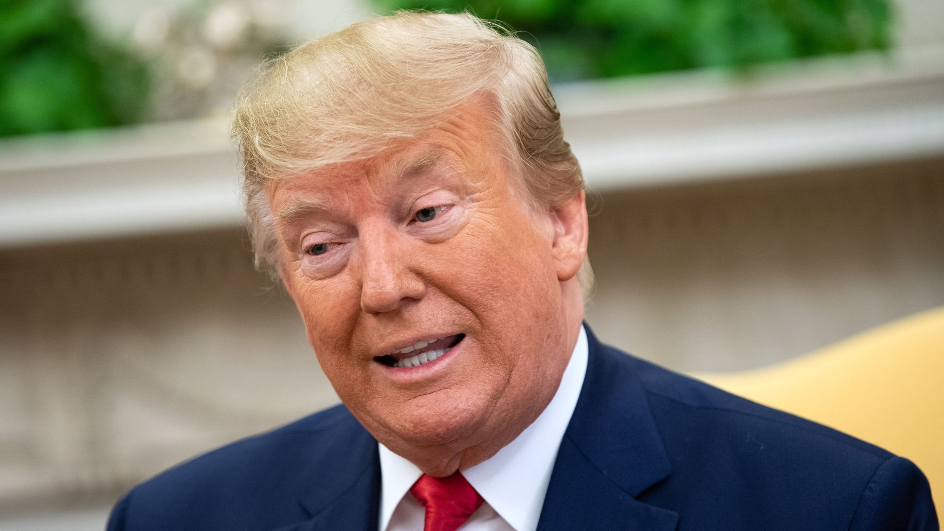 Trump critica la publicación de fotos de los archivos de Epstein: "Arruina la reputación de personas inocentes"