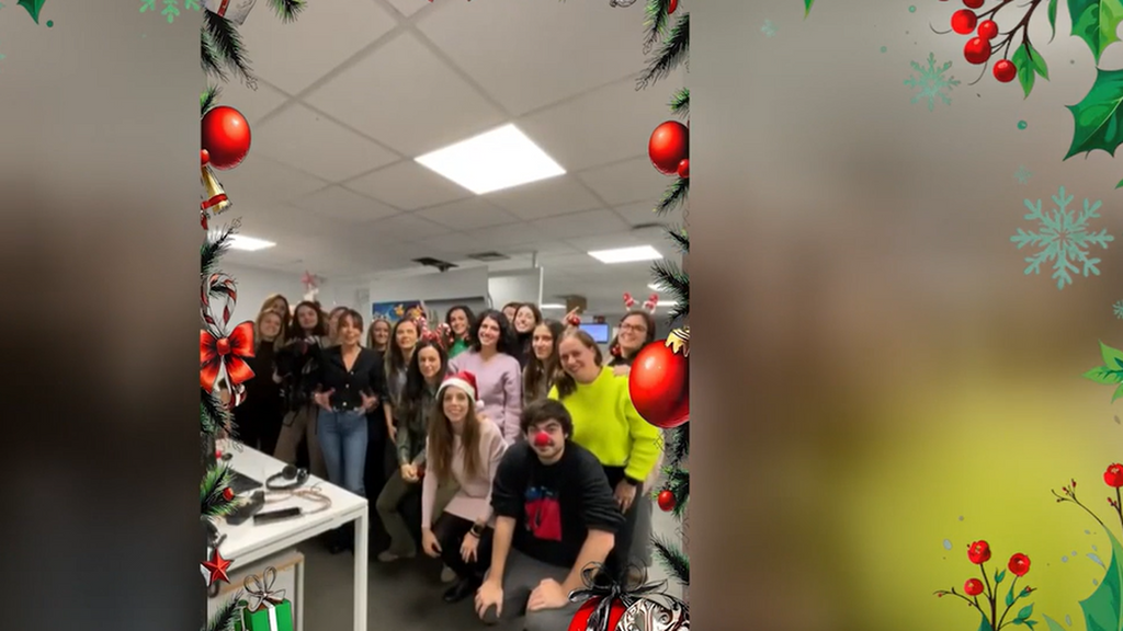 La felicitación navideña del equipo de 'La mirada critica': "Abracen, rían y disfruten estos días en familia"