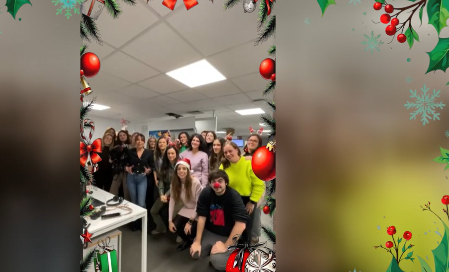 La felicitación navideña del equipo de 'La mirada critica': "Abracen, rían y disfruten estos días en familia"