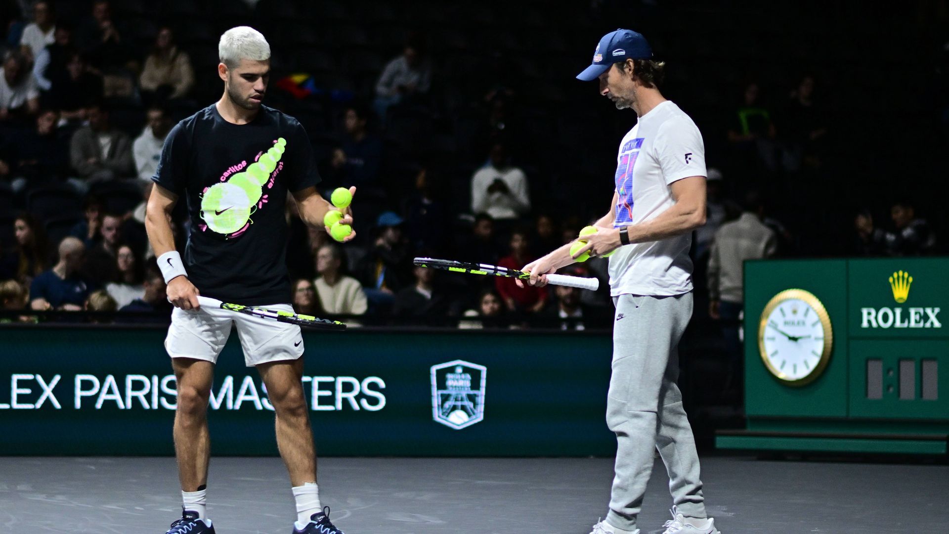 Carlos Alcaraz y Juan Carlos Ferrero, en un entrenamiento