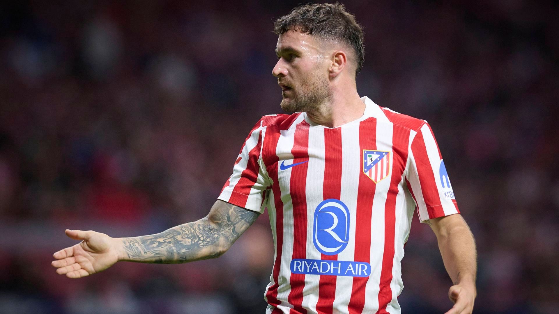 Javi Galán en un partido con el Atlético de Madrid