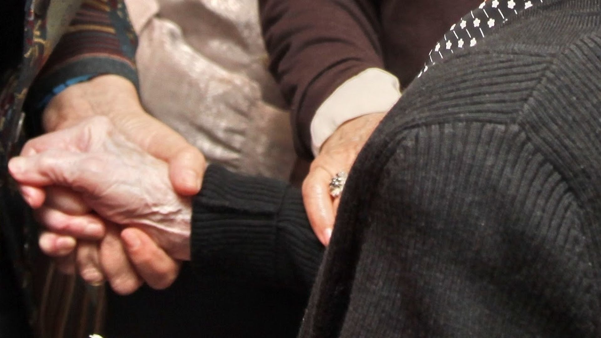 Detienen a un hombre por abandonar a su madre Detienen a un hombre por abandonar a su madre