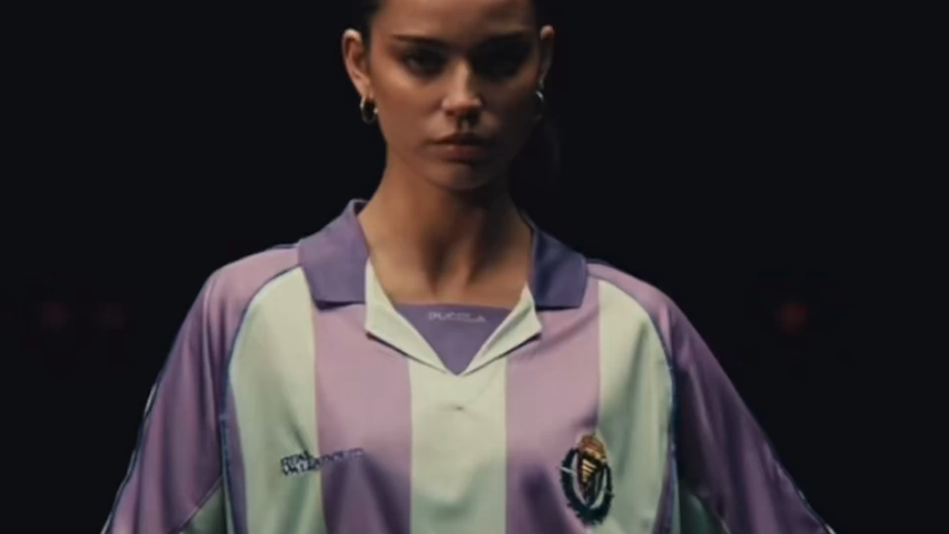 Propuesta de camiseta del Real Valladolid por parte de Fooga Plan