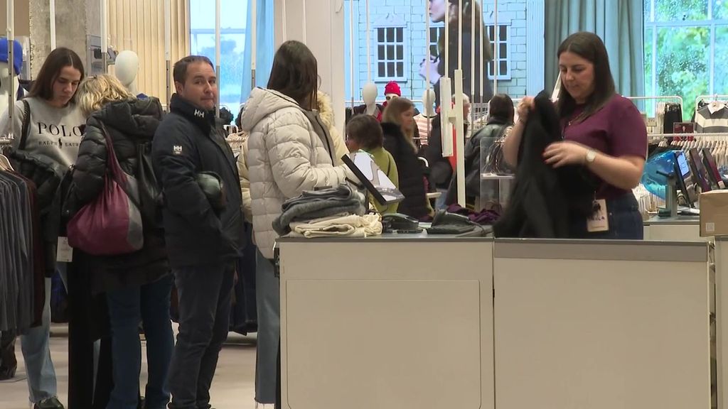 Se disparan las devoluciones de regalos de Navidad con las mujeres como las más insatisfechas con los obsequios