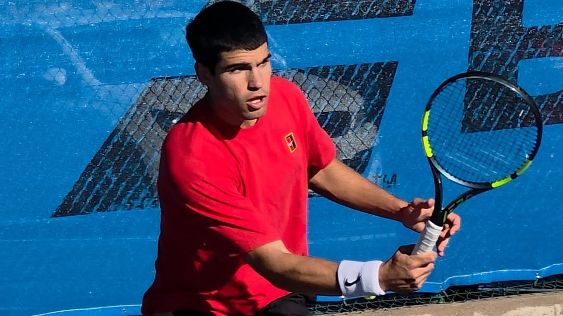 Carlos Alcaraz durante un entrenamiento en Murcia Carlos Alcaraz durante un entrenamiento en Murcia