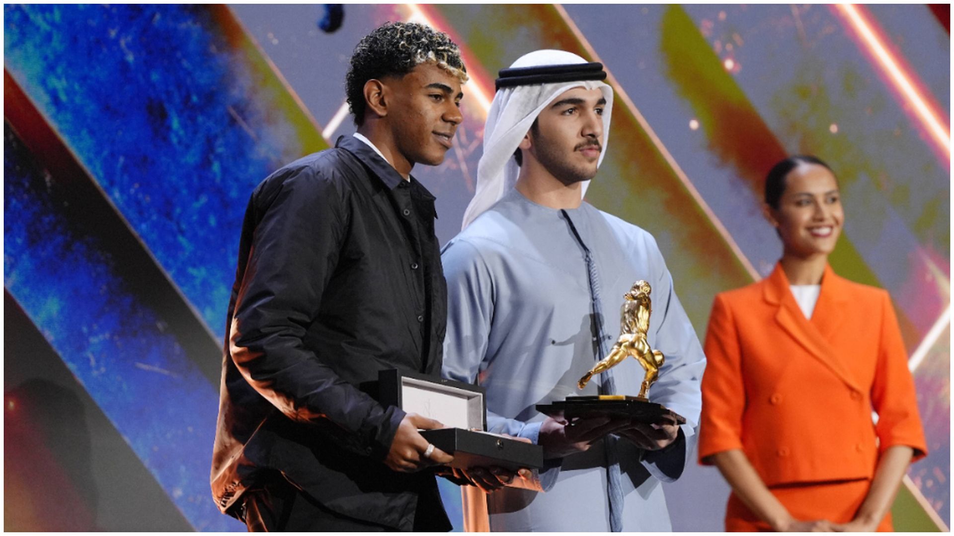 Lamine Yamal recibe el Premio Maradona en los Globe Soccer Awards 2025