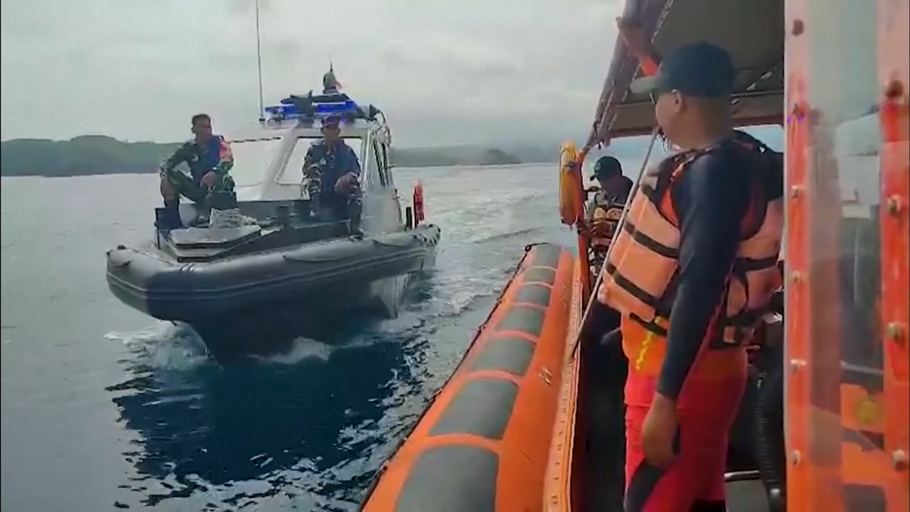 Reanudan y amplían la búsqueda de los españoles desaparecidos en Indonesia