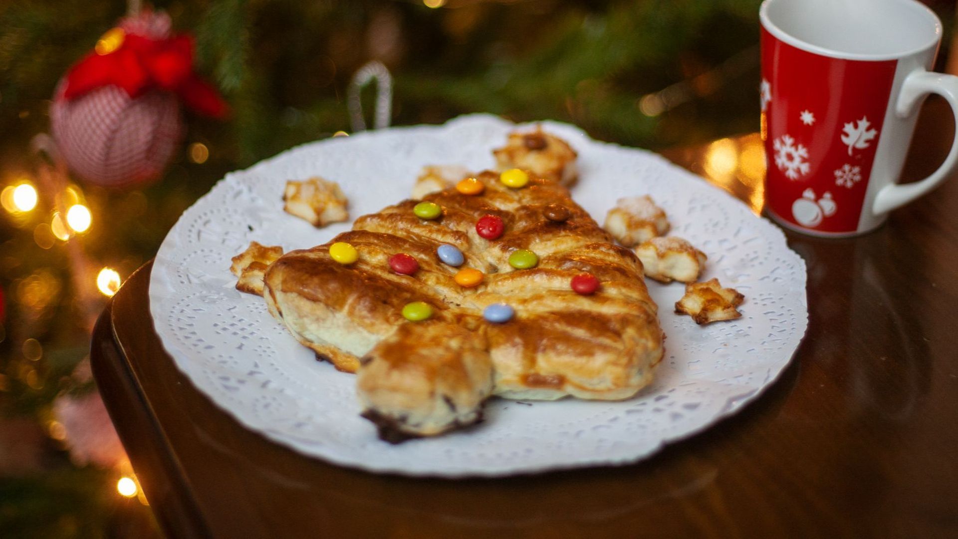 Árbol de hojandre y chocolate