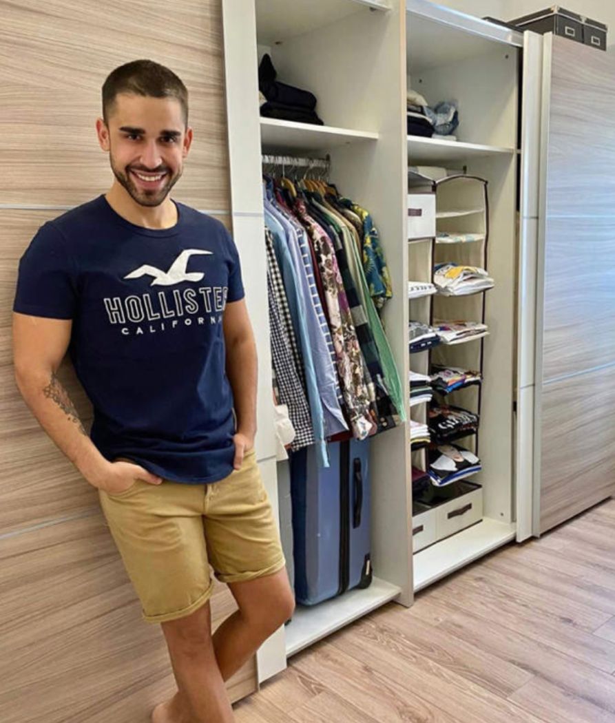 El vestidor de la casa de Miguel Frigenti