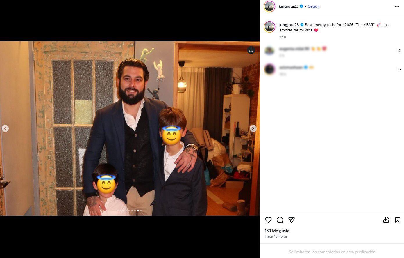 Jota Peleteiro junto a los hijos que tuvo con Jessica Bueno