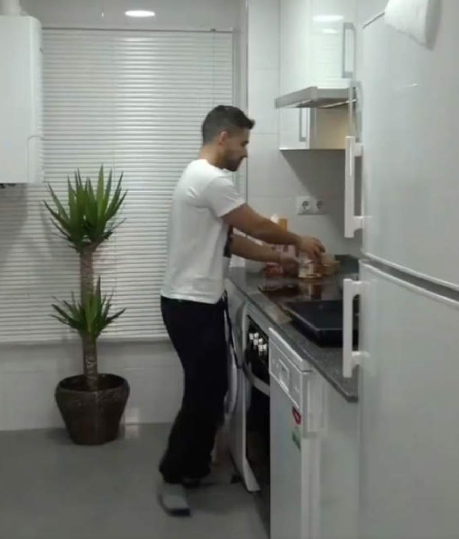 La cocina de la casa de Miguel Frigenti