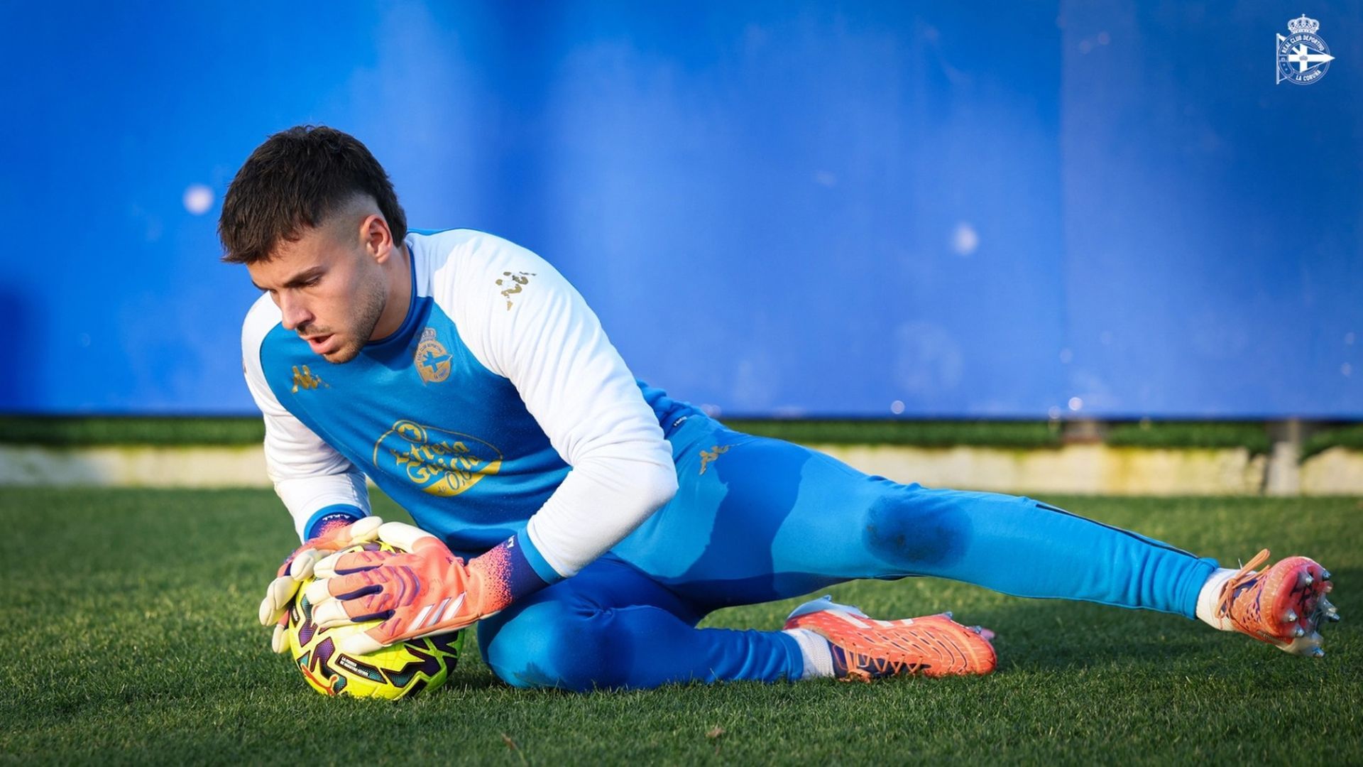 Álvaro Ferllo en su primer entrenamiento como herculino