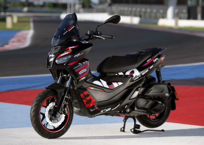 Aprilia SR GT